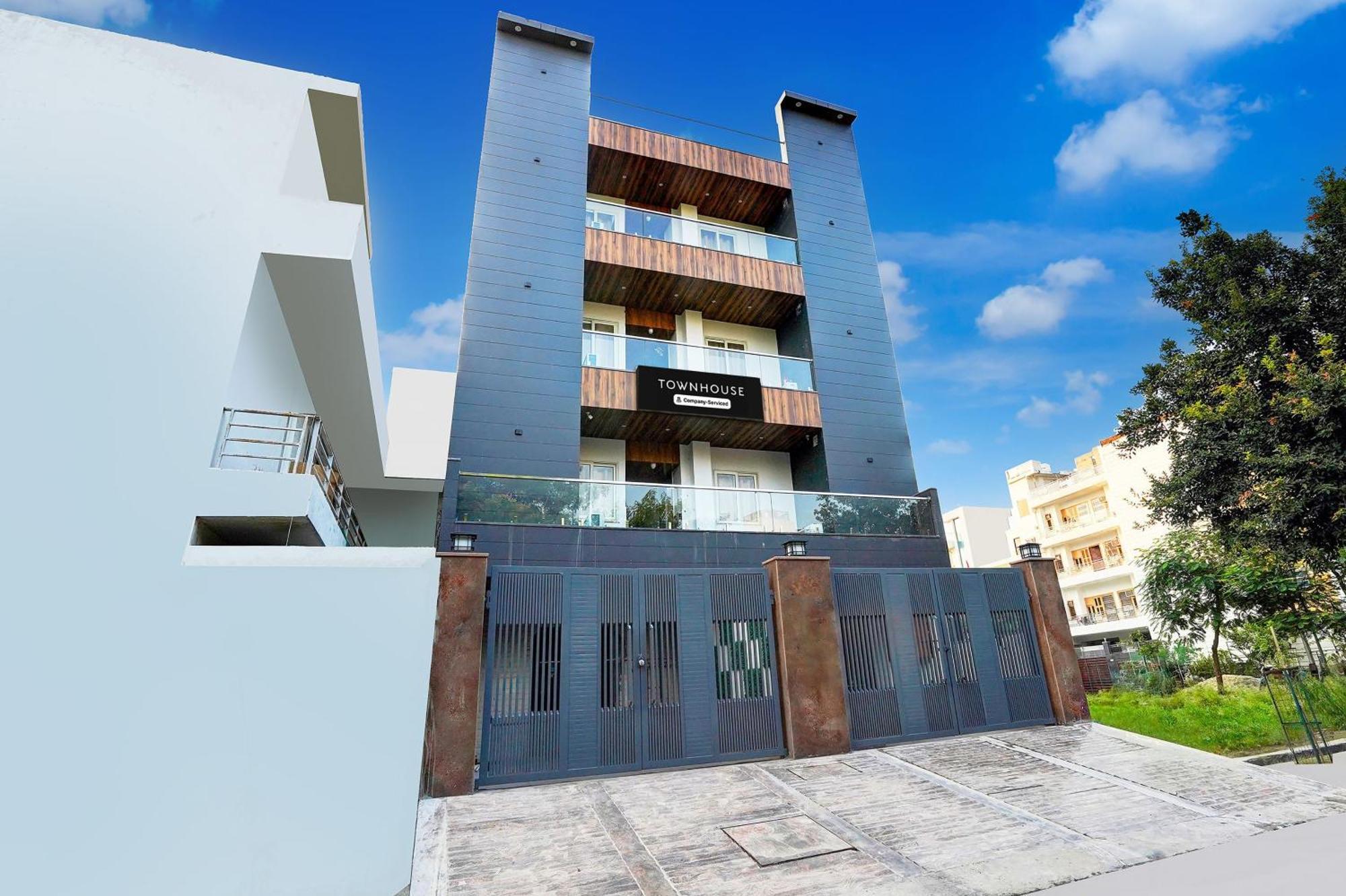Готель Super Townhouse Sector 104 Нойда Екстер'єр фото